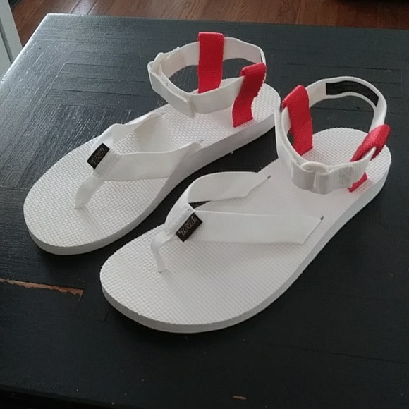 Teva Shoes - TEVA Original REVIVE Sport Sandals Size 9